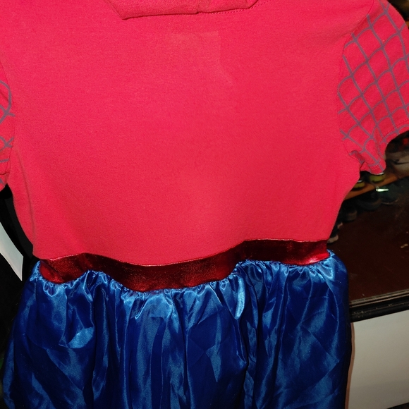Hooded spider man dress - - Picture 5 of 5
